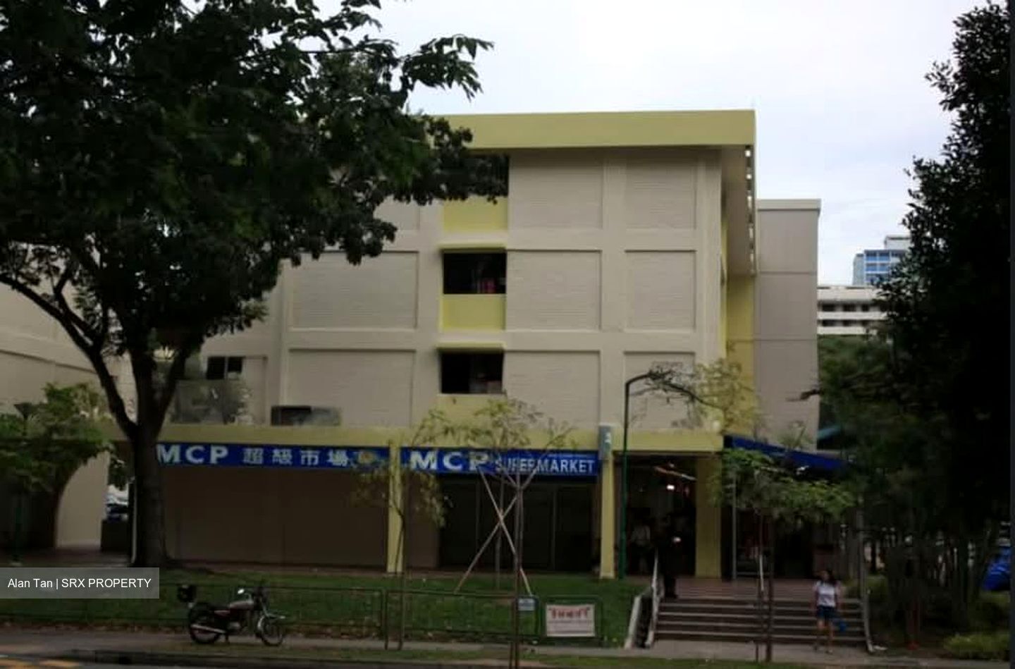 Bedok North Street 3 (D16), Shop House #575747601